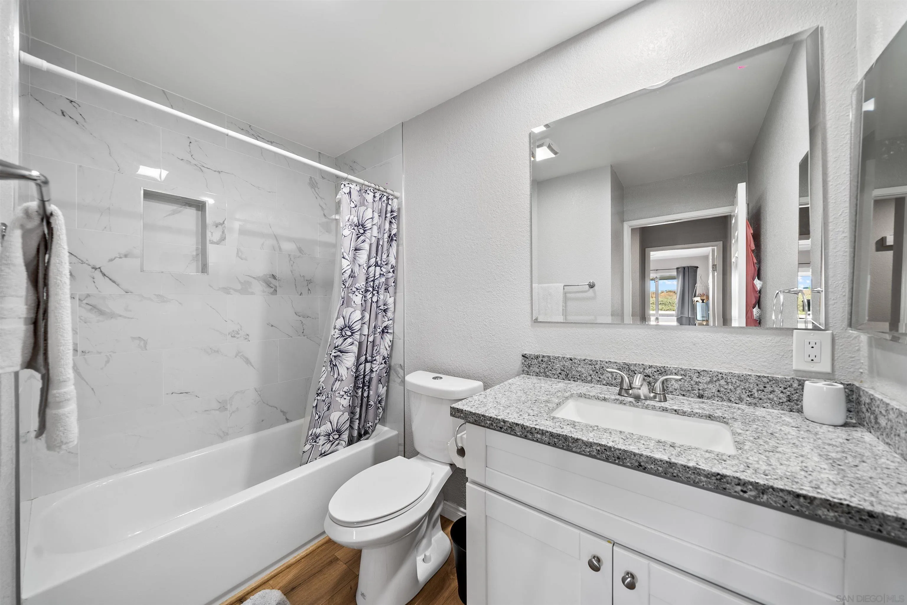 110 N 2nd Ave Unit 5
