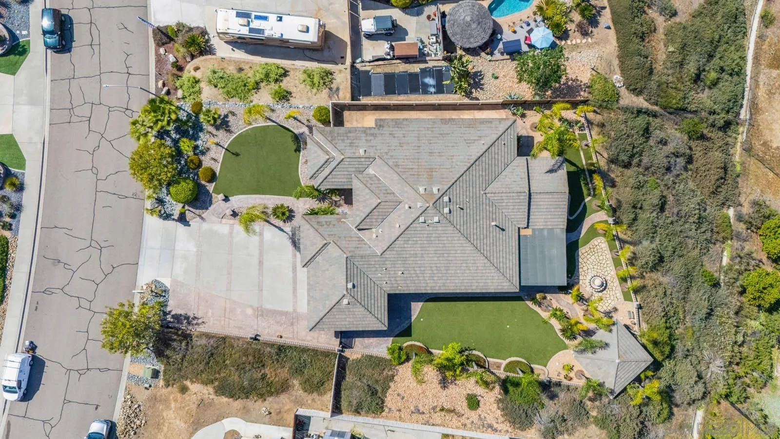 8818 Diamondback Dr