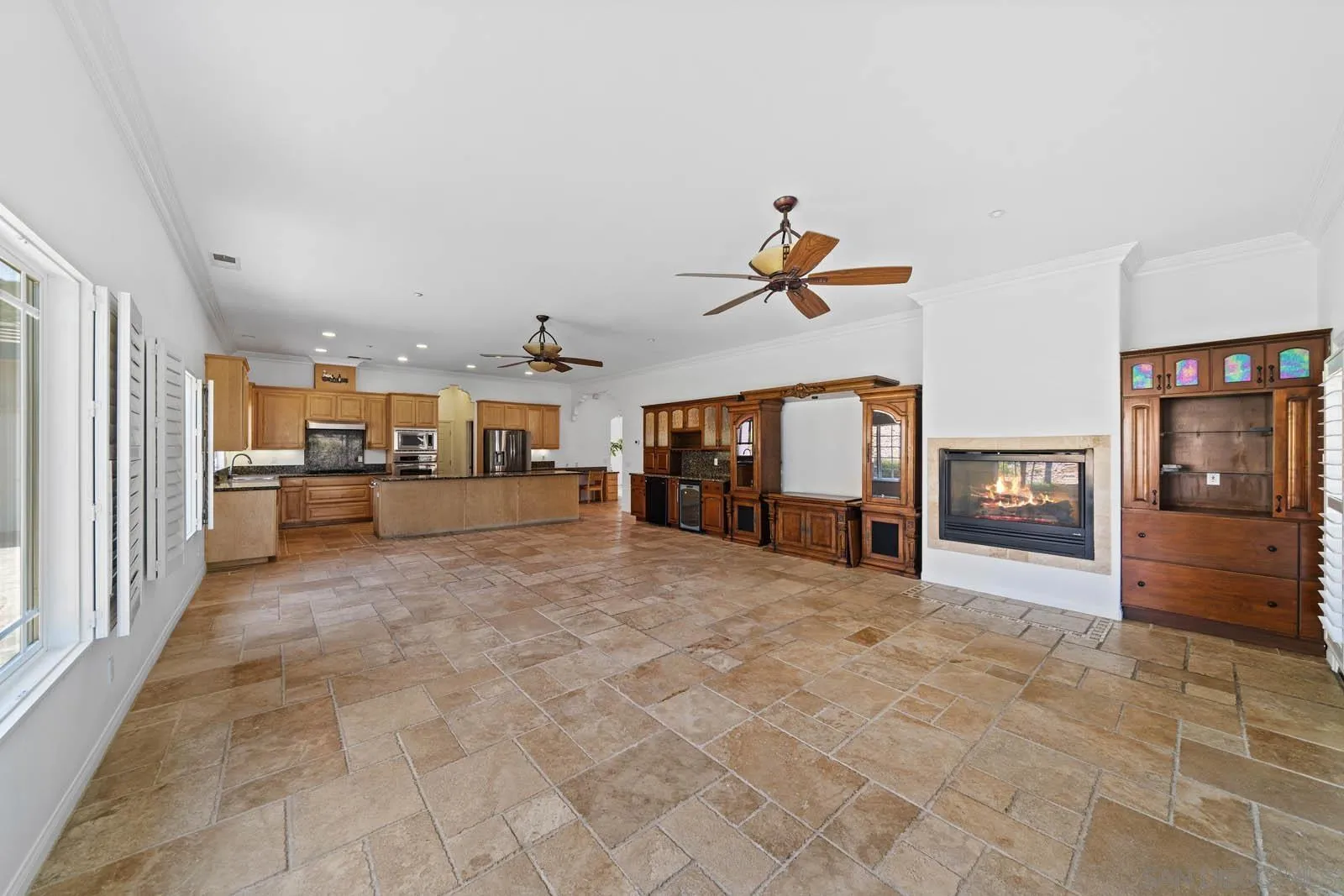 8818 Diamondback Dr