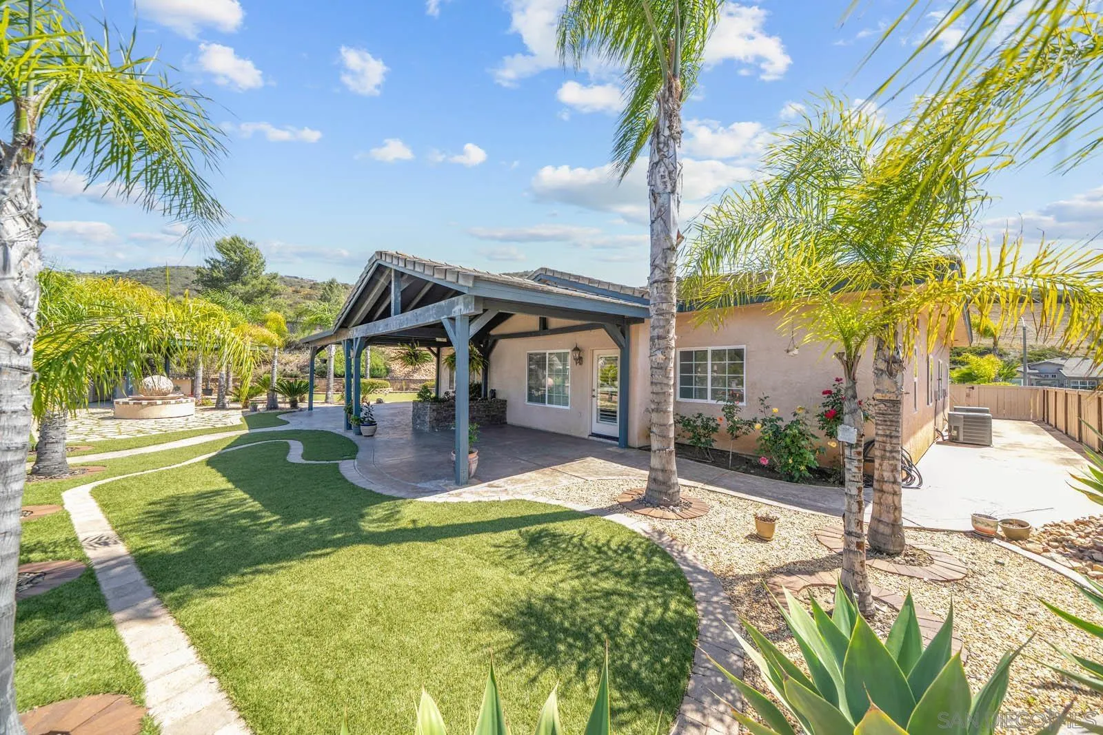 8818 Diamondback Dr