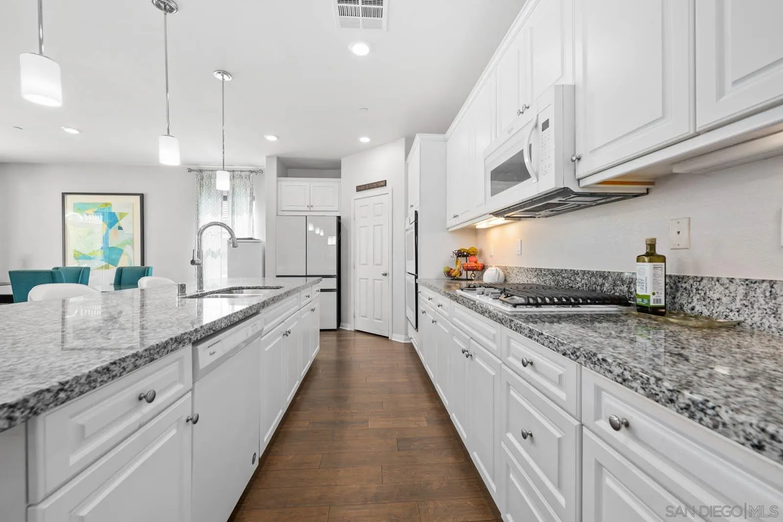 10689 Braverman Dr.