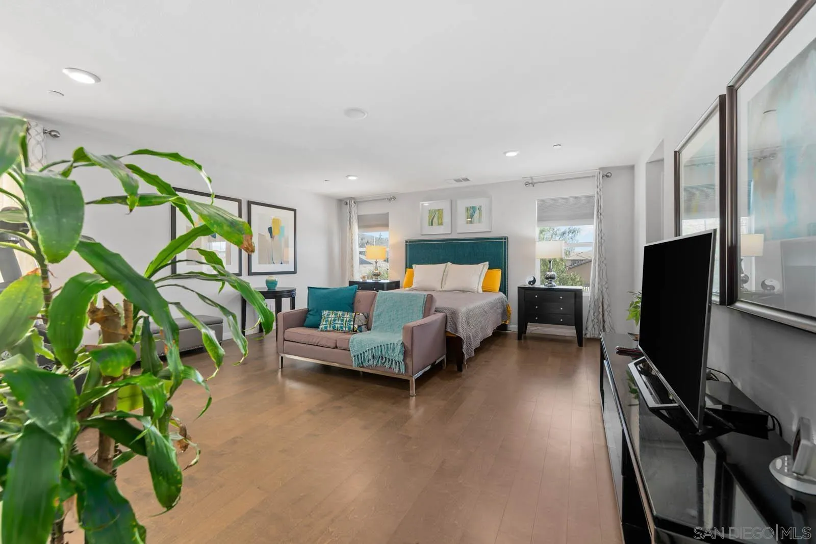 10689 Braverman Dr.