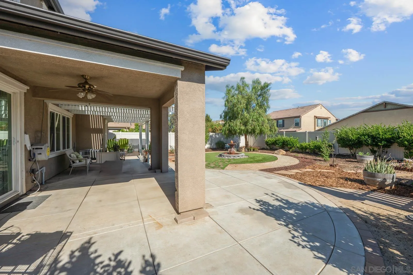 10689 Braverman Dr.