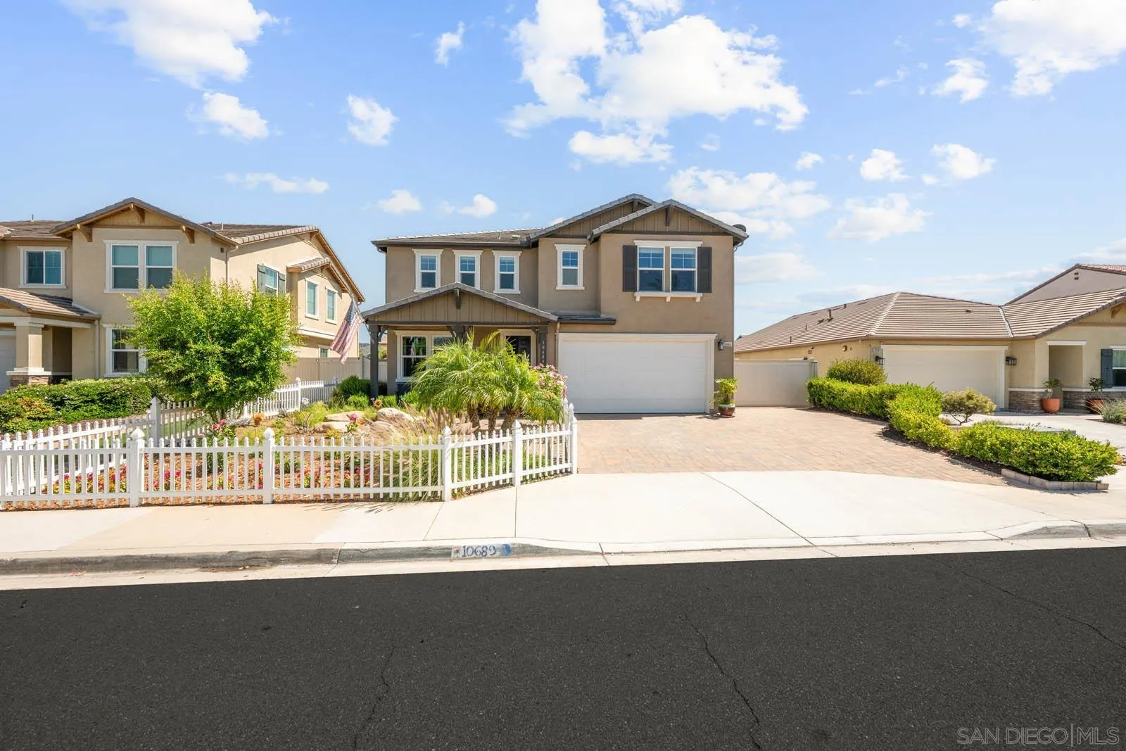 10689 Braverman Dr.