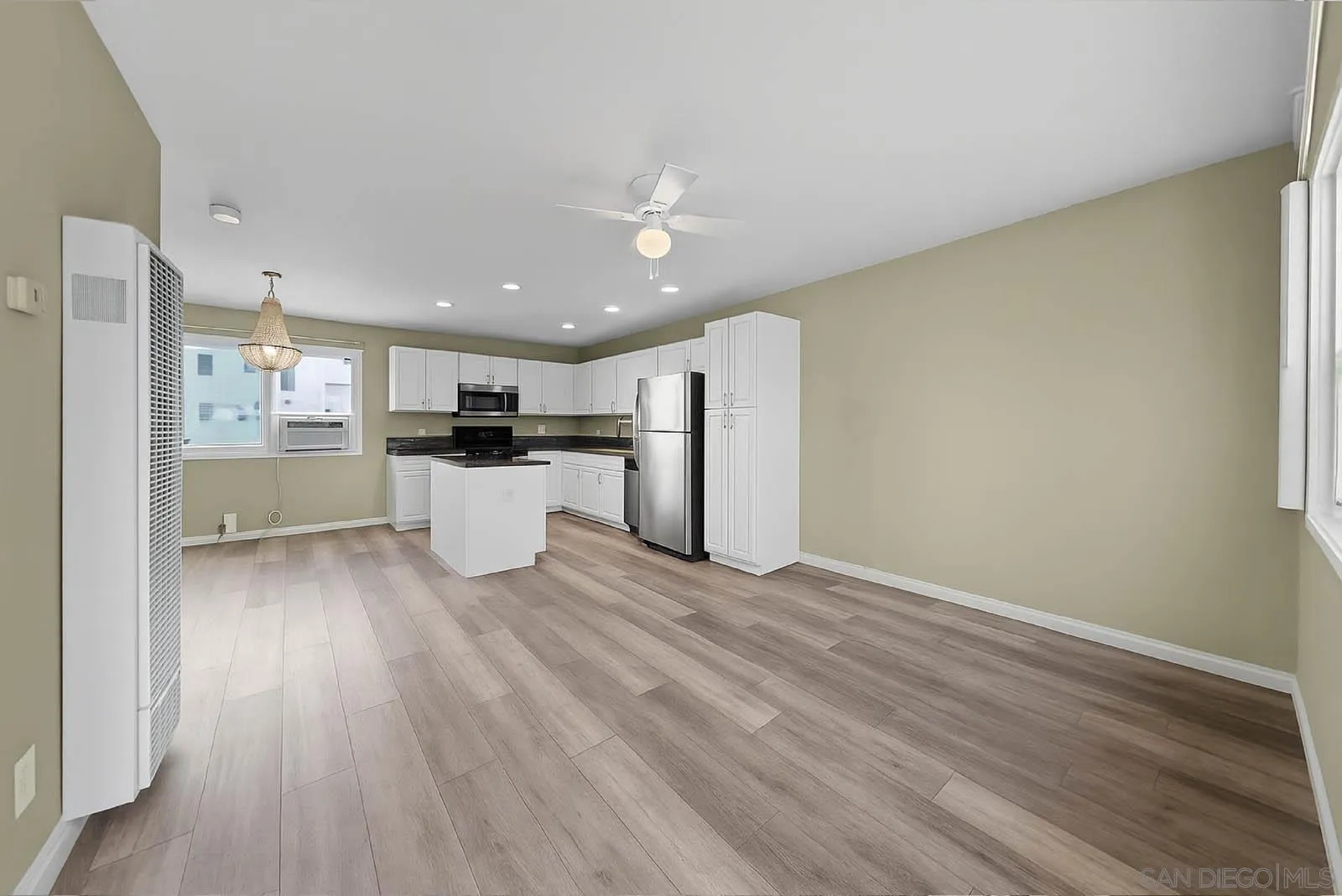 3565 Highland Ave Unit 5