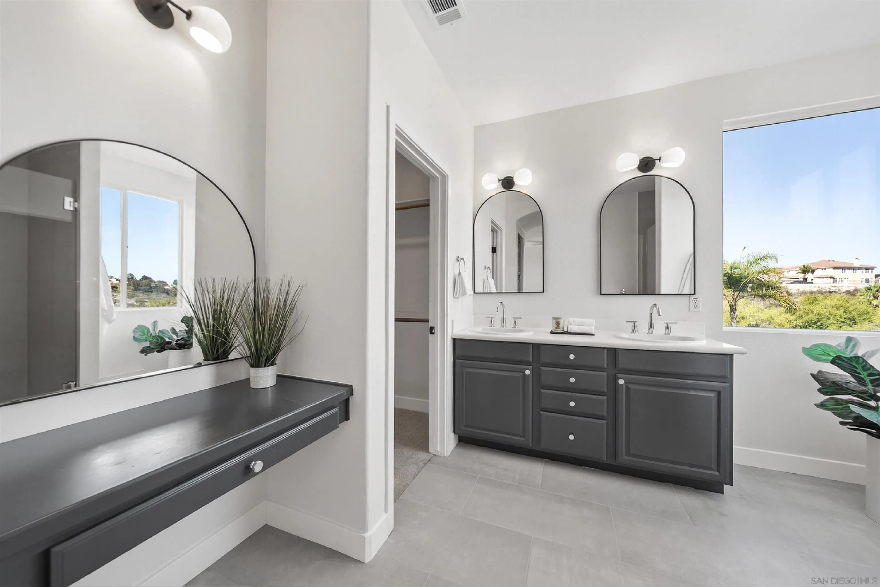 1337 Santa Olivia Rd