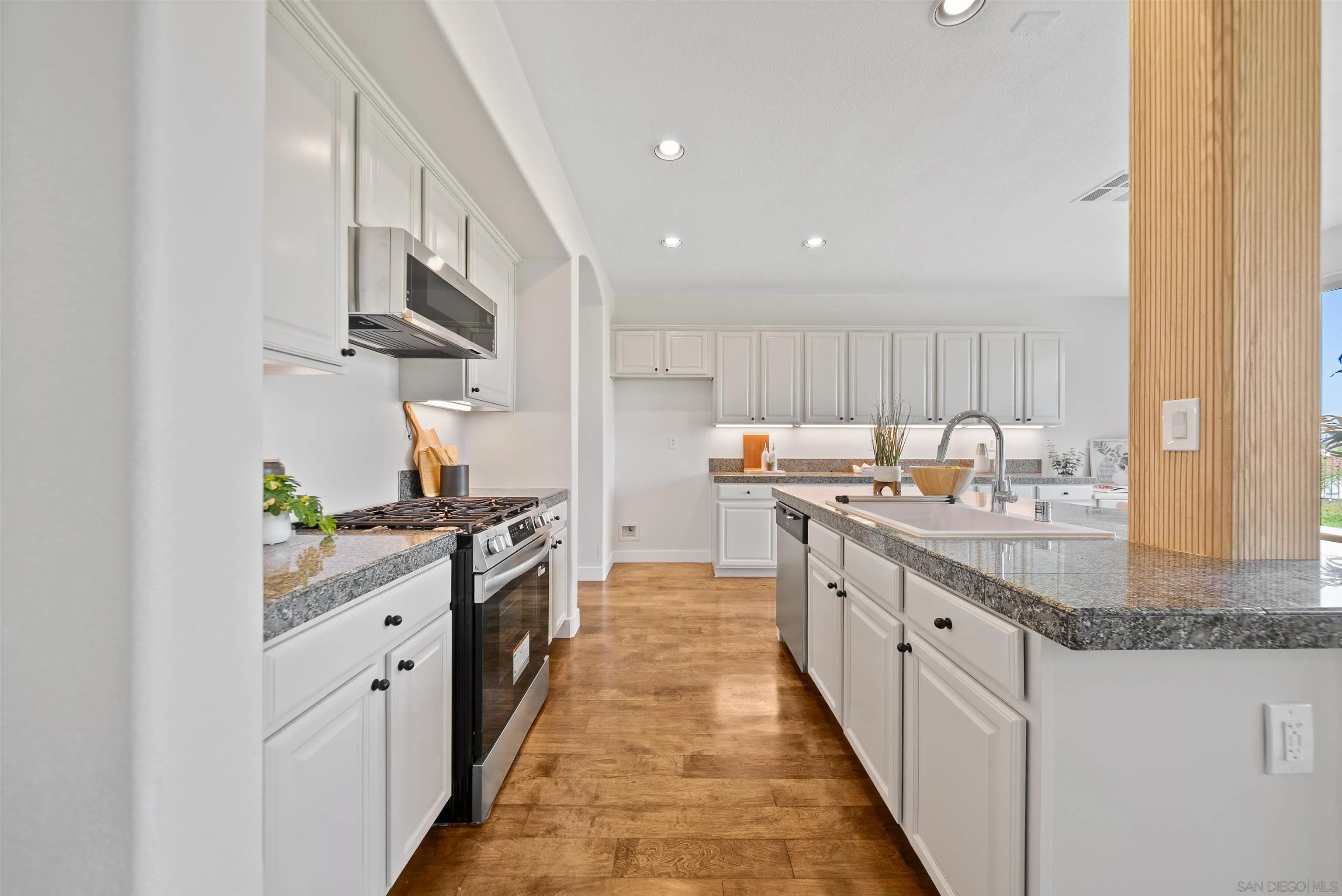 1337 Santa Olivia Rd