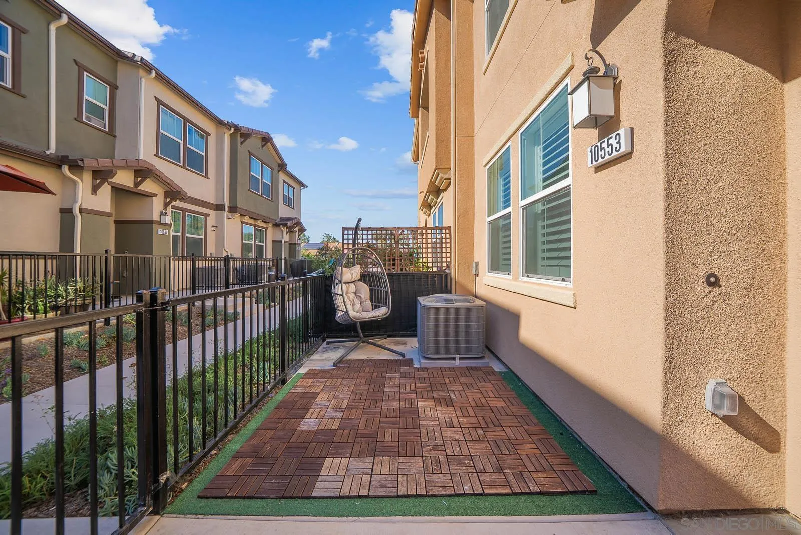 10553 Graphite St