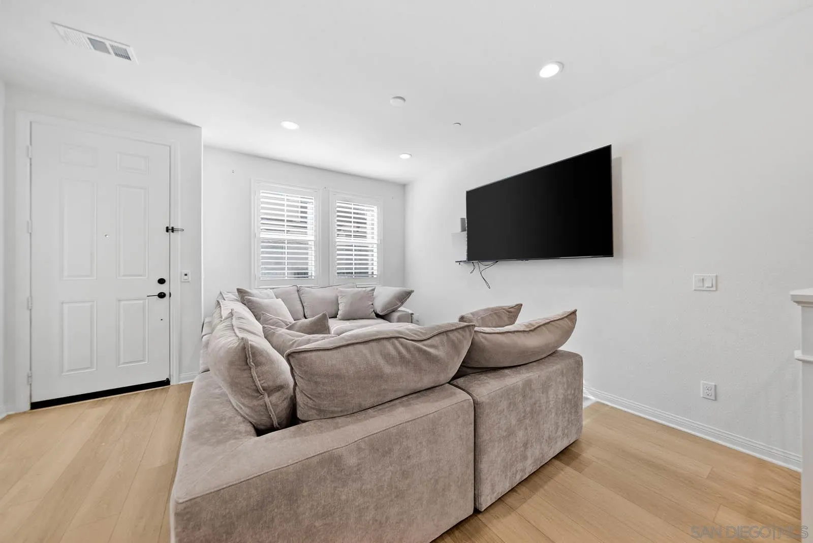 10553 Graphite St