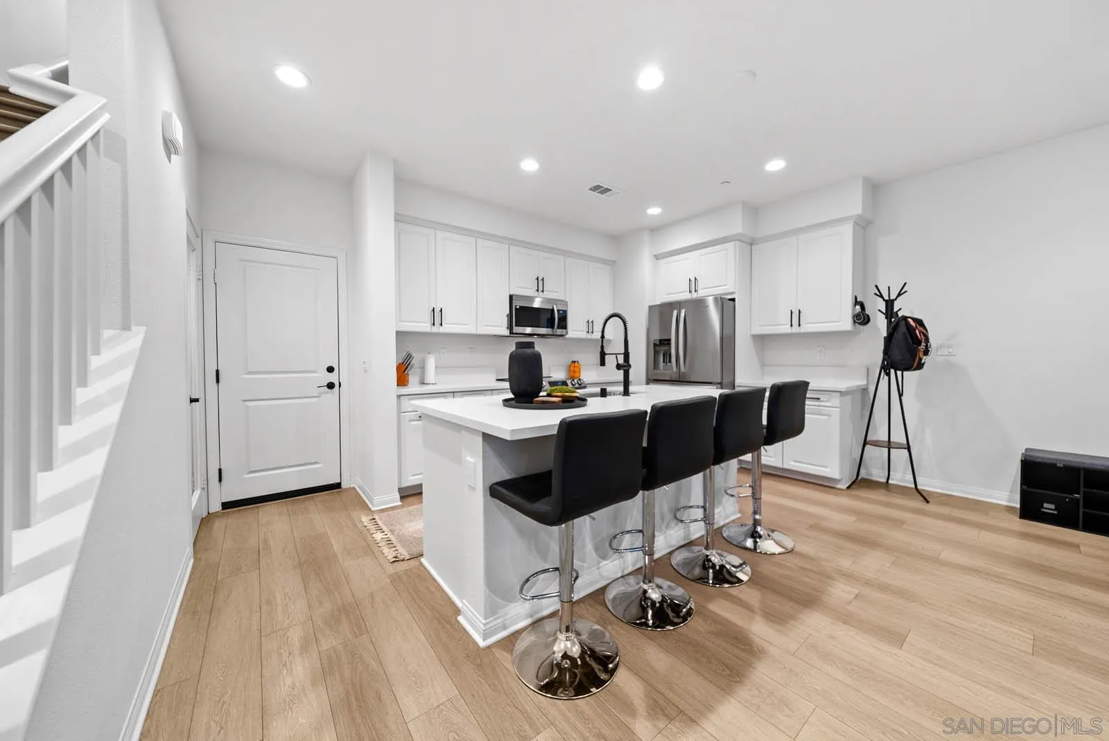 10553 Graphite St
