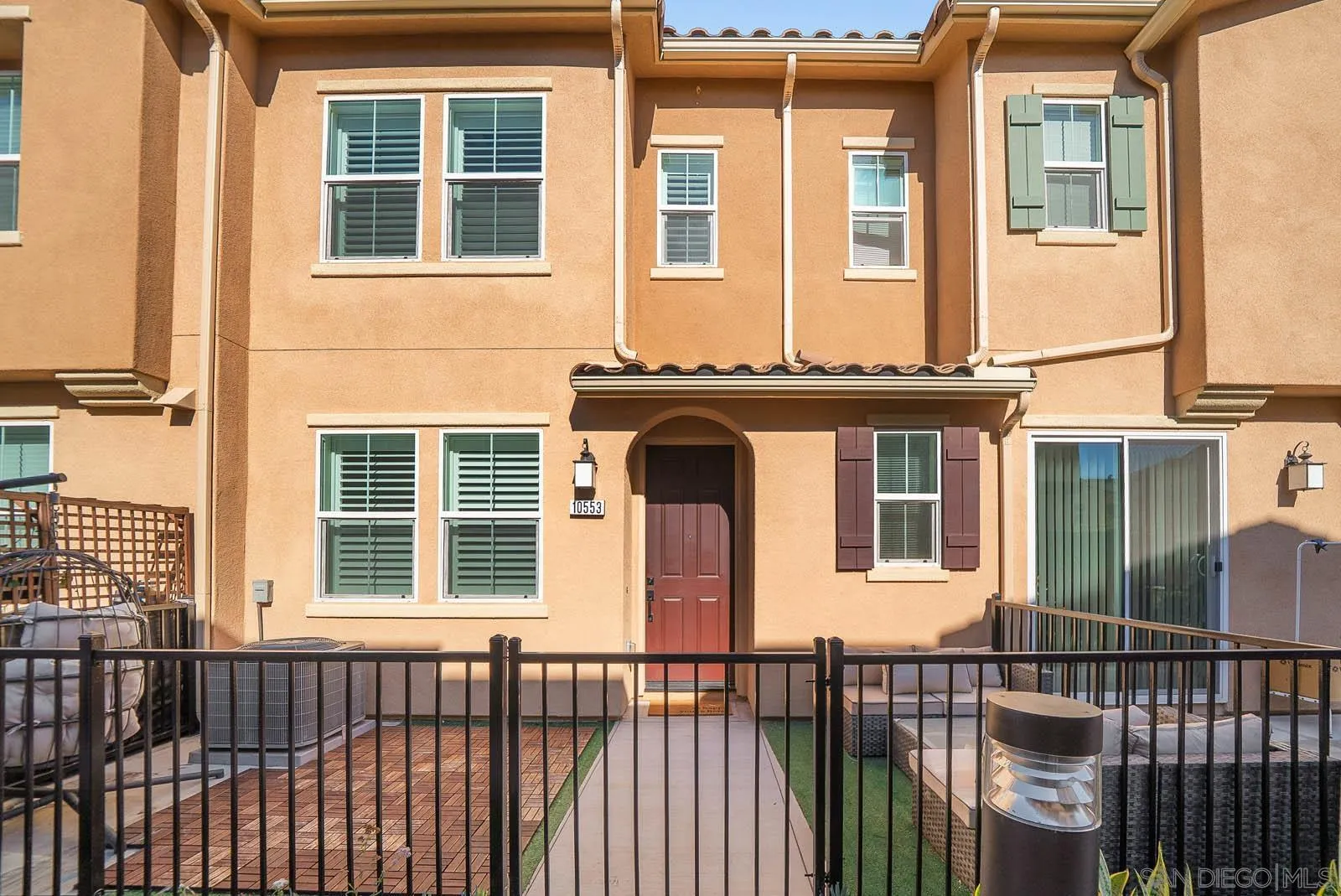 10553 Graphite St