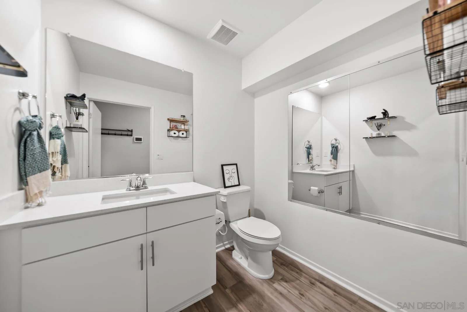 5223 Surfwalk Unit 111