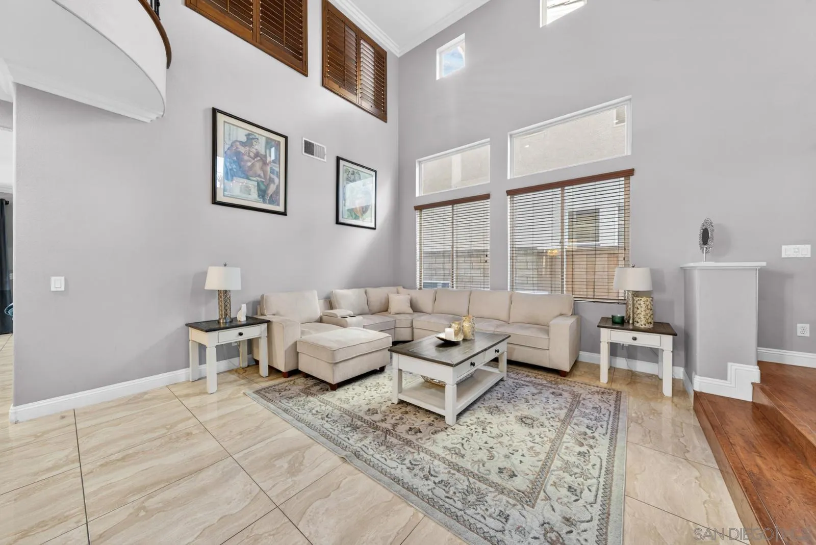 5192 Bay Crest