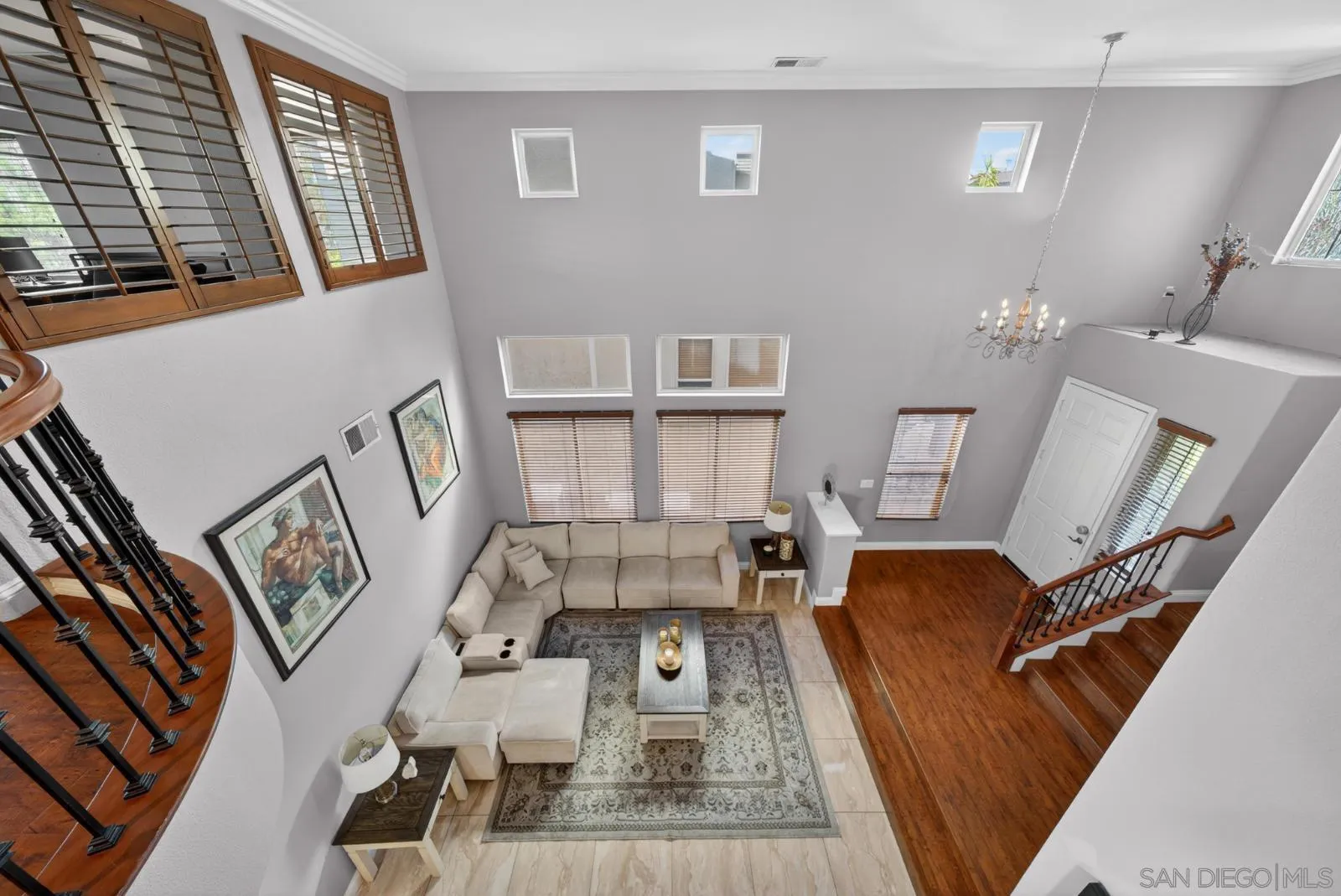 5192 Bay Crest