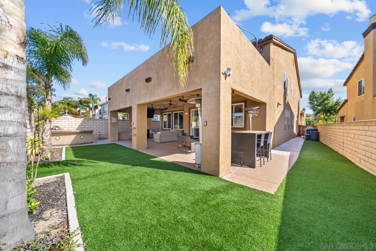 5192 Bay Crest
