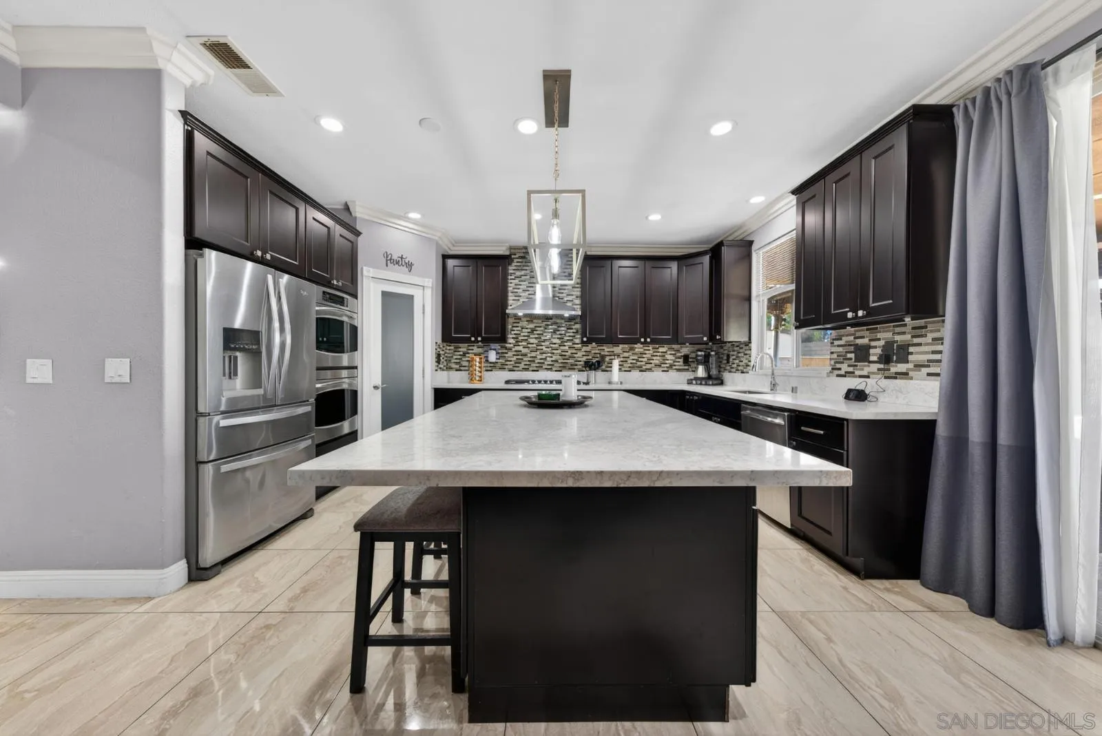 5192 Bay Crest