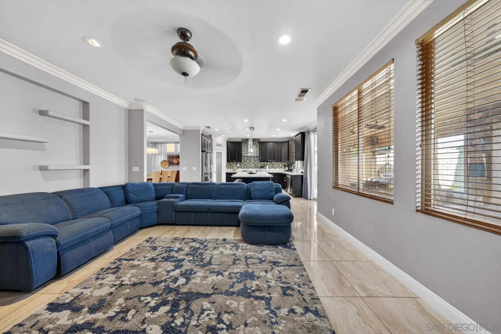 5192 Bay Crest