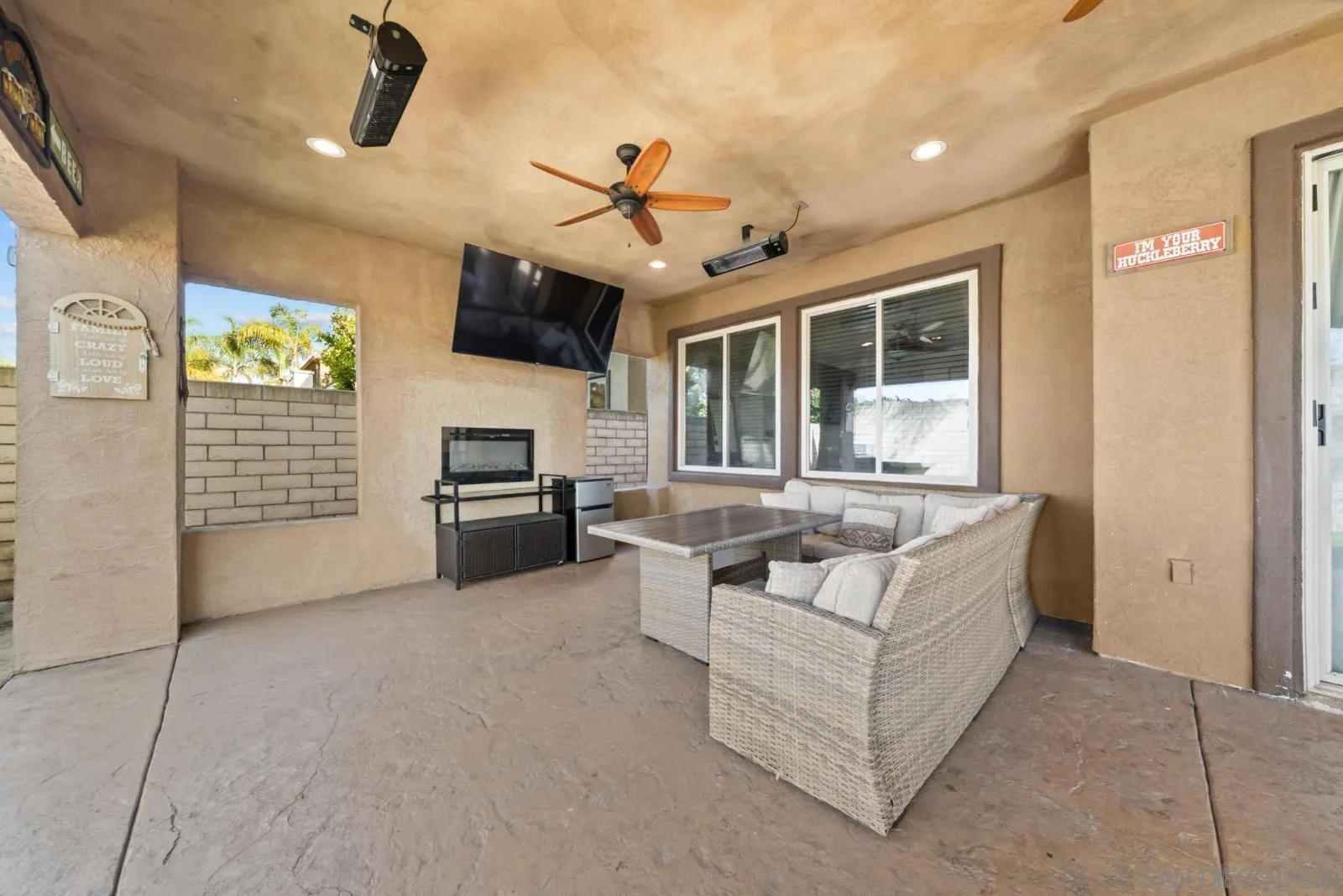 5192 Bay Crest