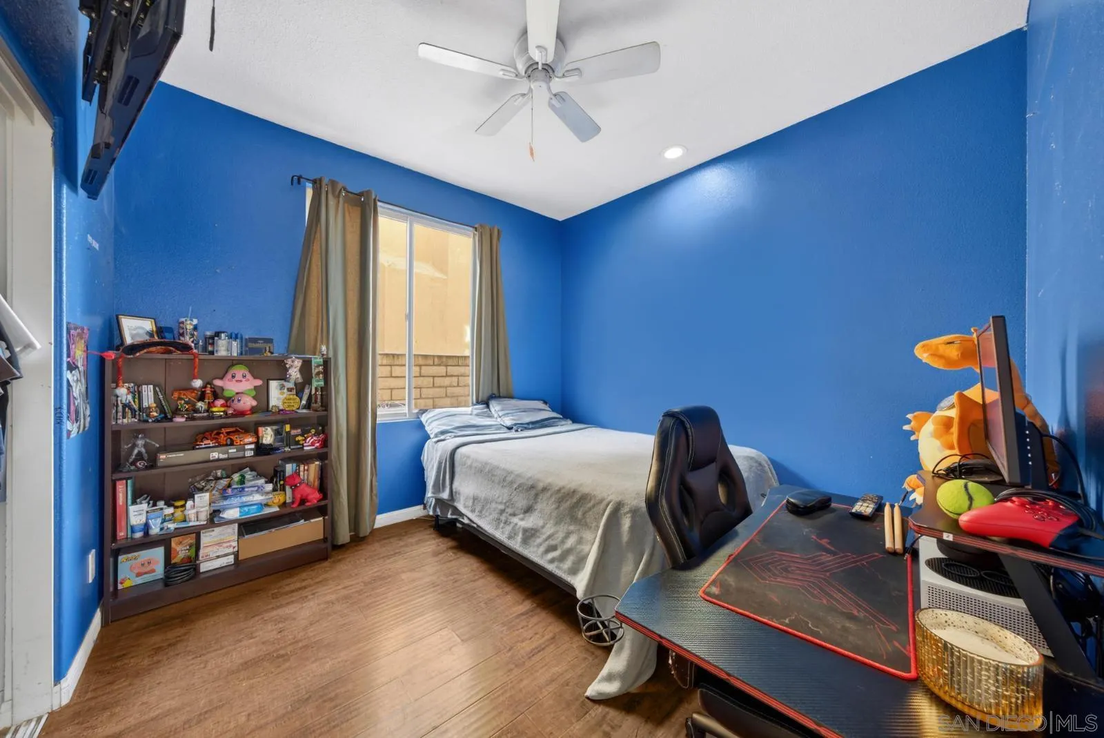 5192 Bay Crest