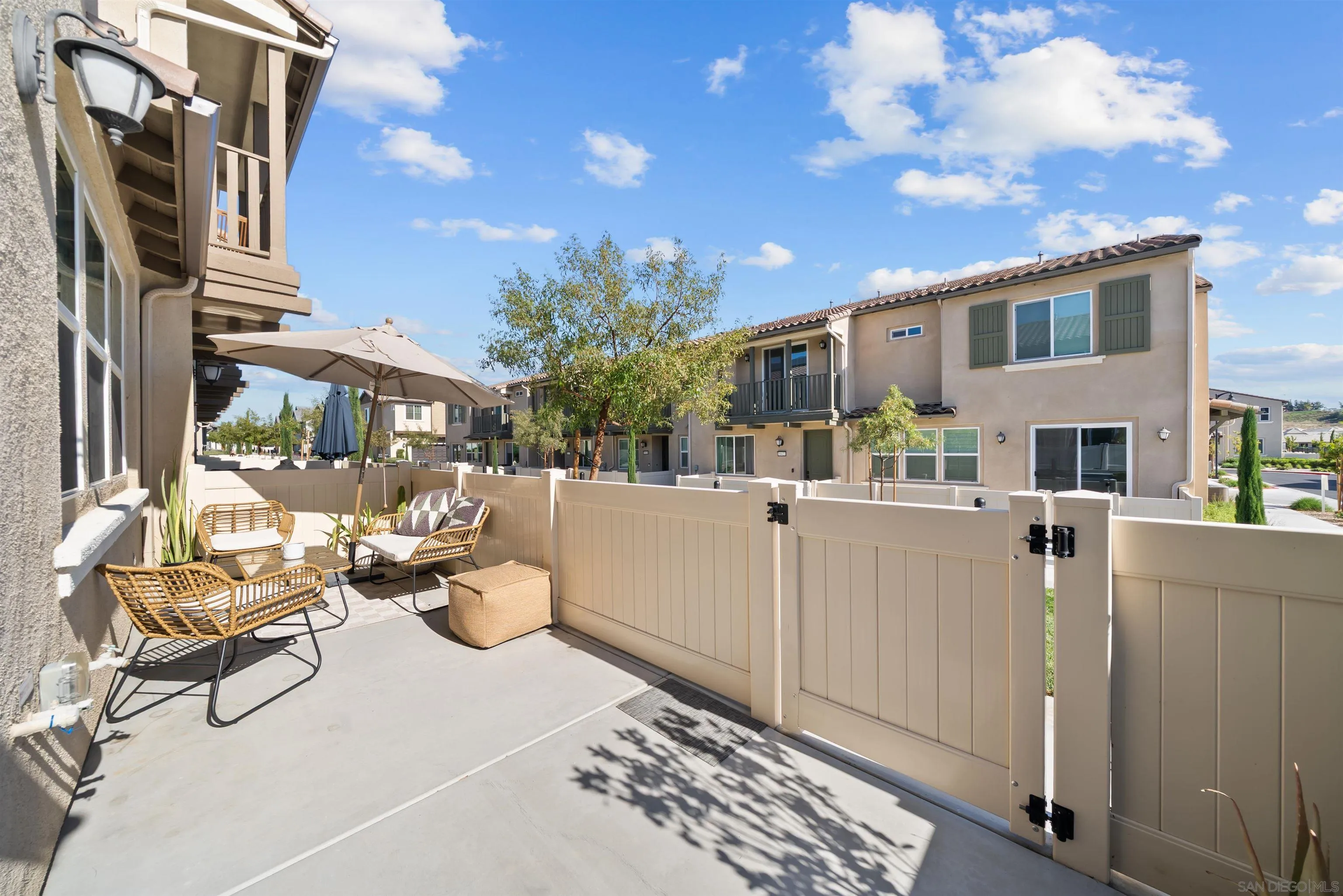 39392 Corvina Ln