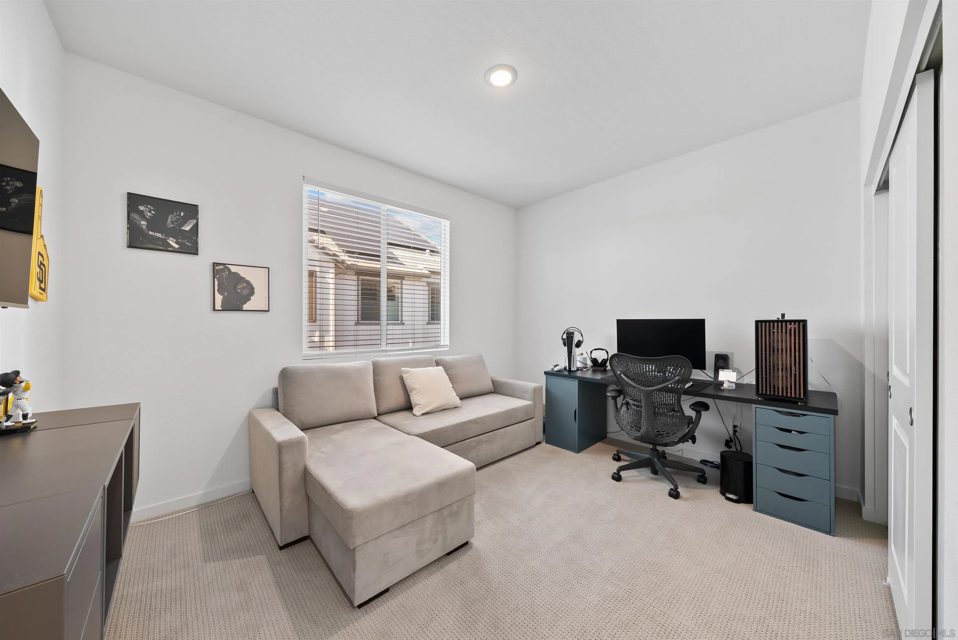 39392 Corvina Ln
