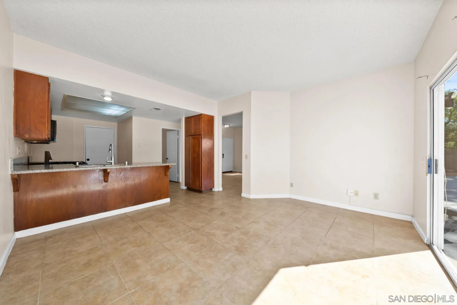 2511 Manzana Way