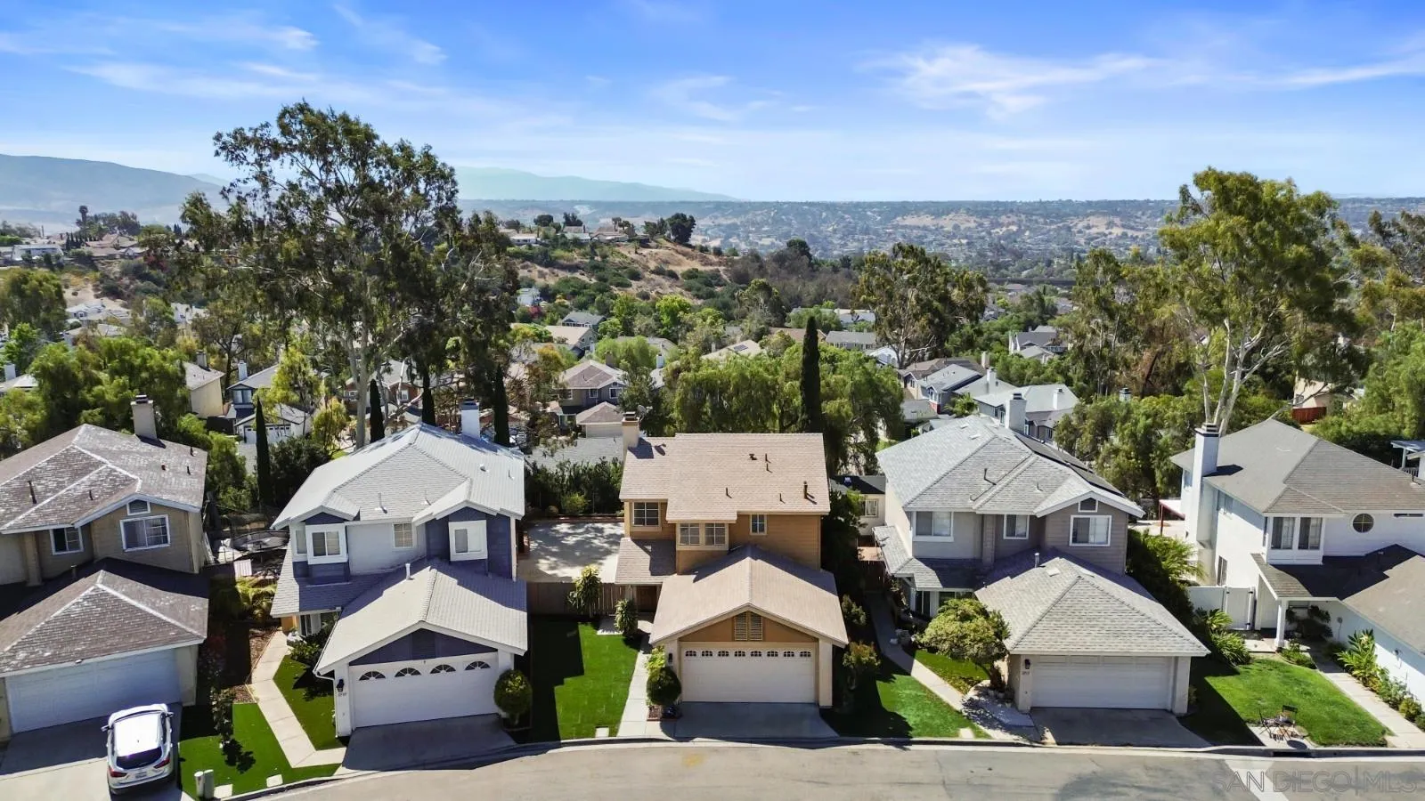 2511 Manzana Way