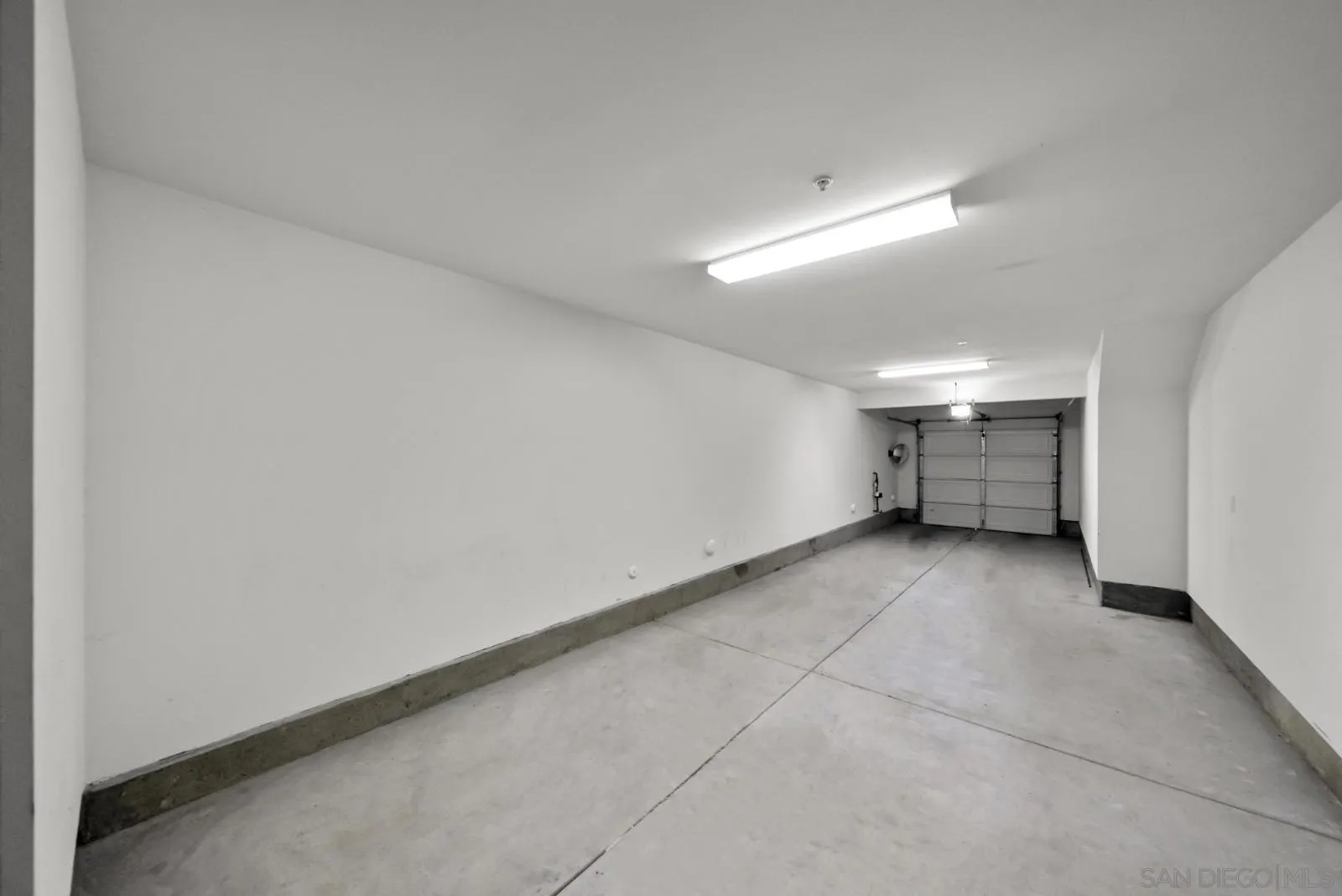 5422 Zeil Pl