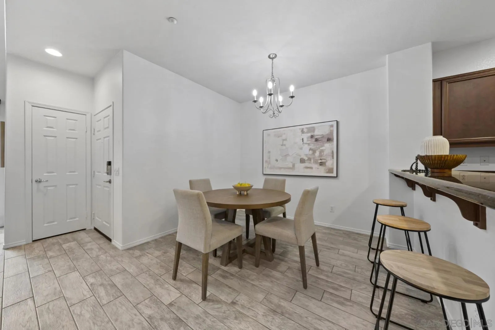 5422 Zeil Pl