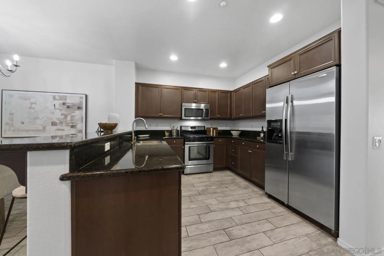 5422 Zeil Pl