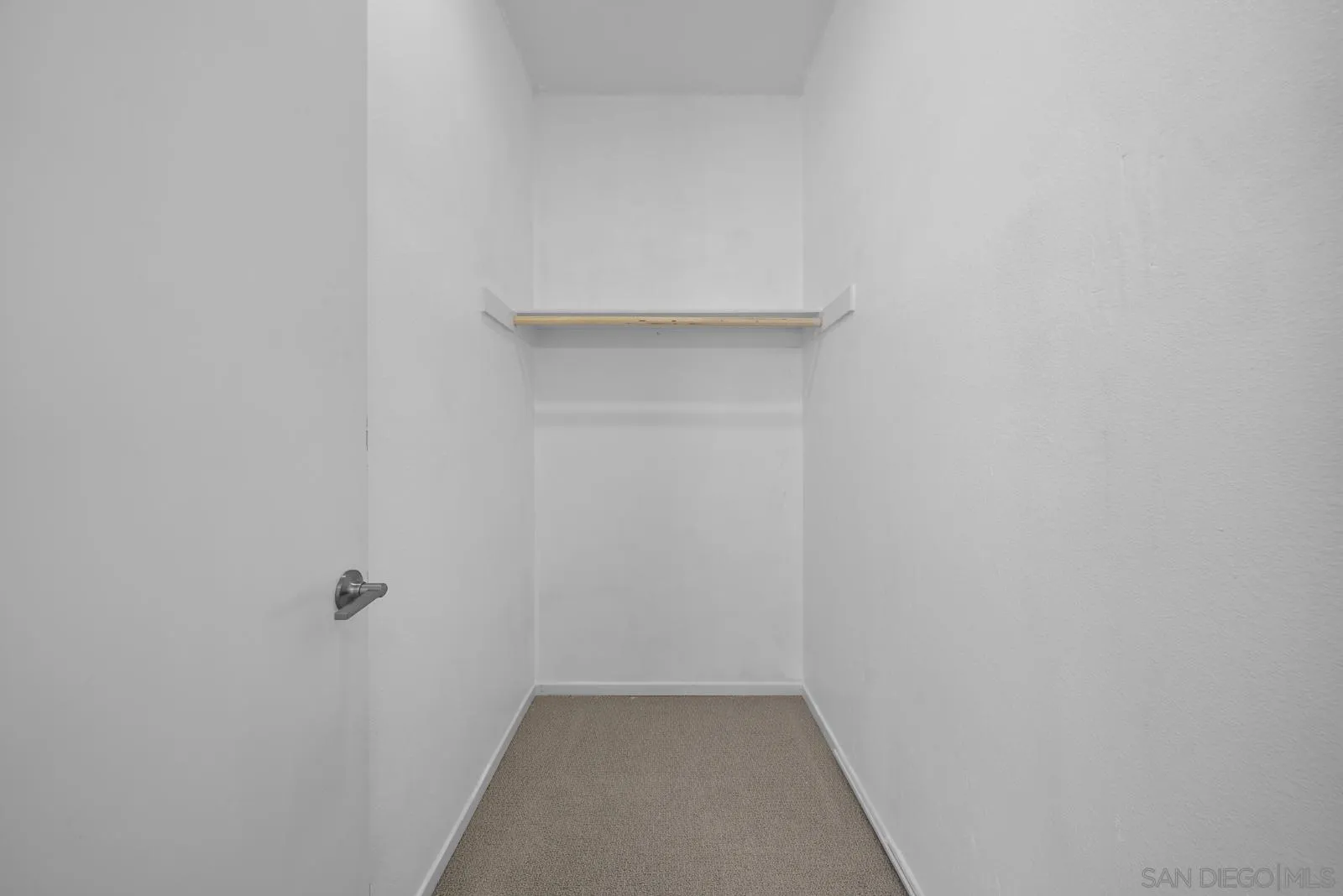 5223 Surfwalk Unit 111