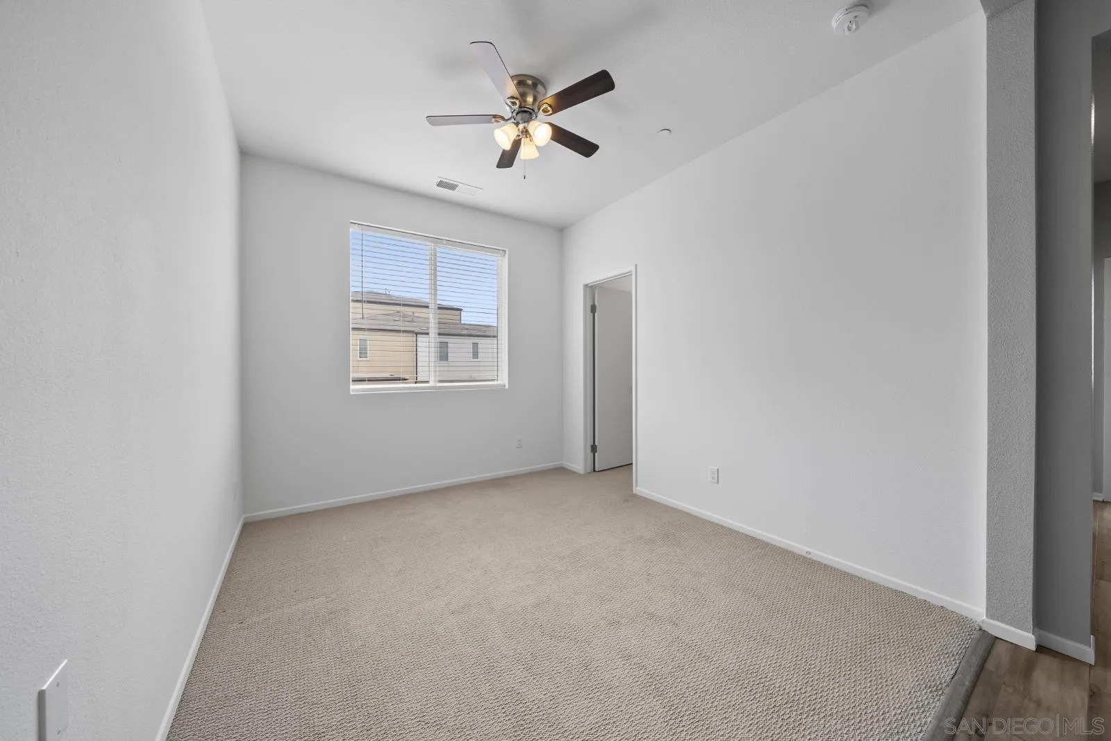5223 Surfwalk Unit 111