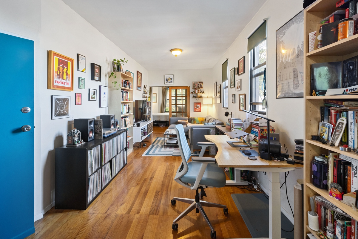 301 23RD Street
