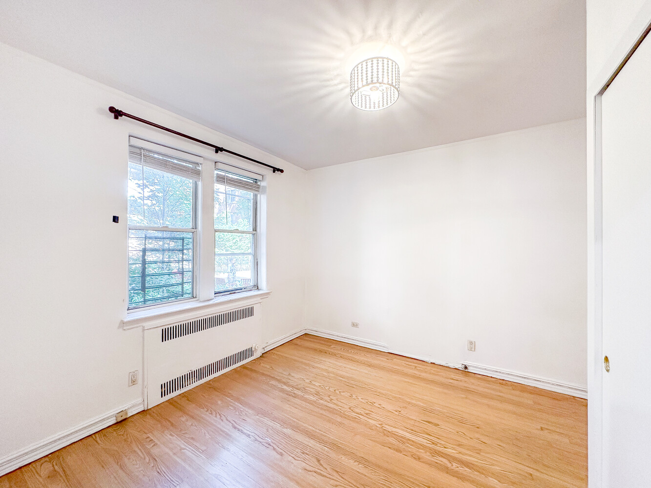 1615 Ave I 122