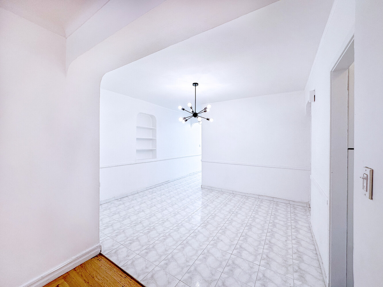 1615 Ave I 122