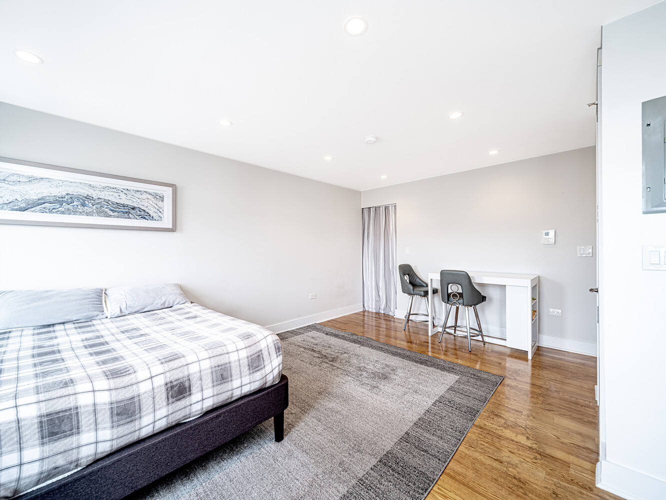 42-22 KETCHAM Street D9