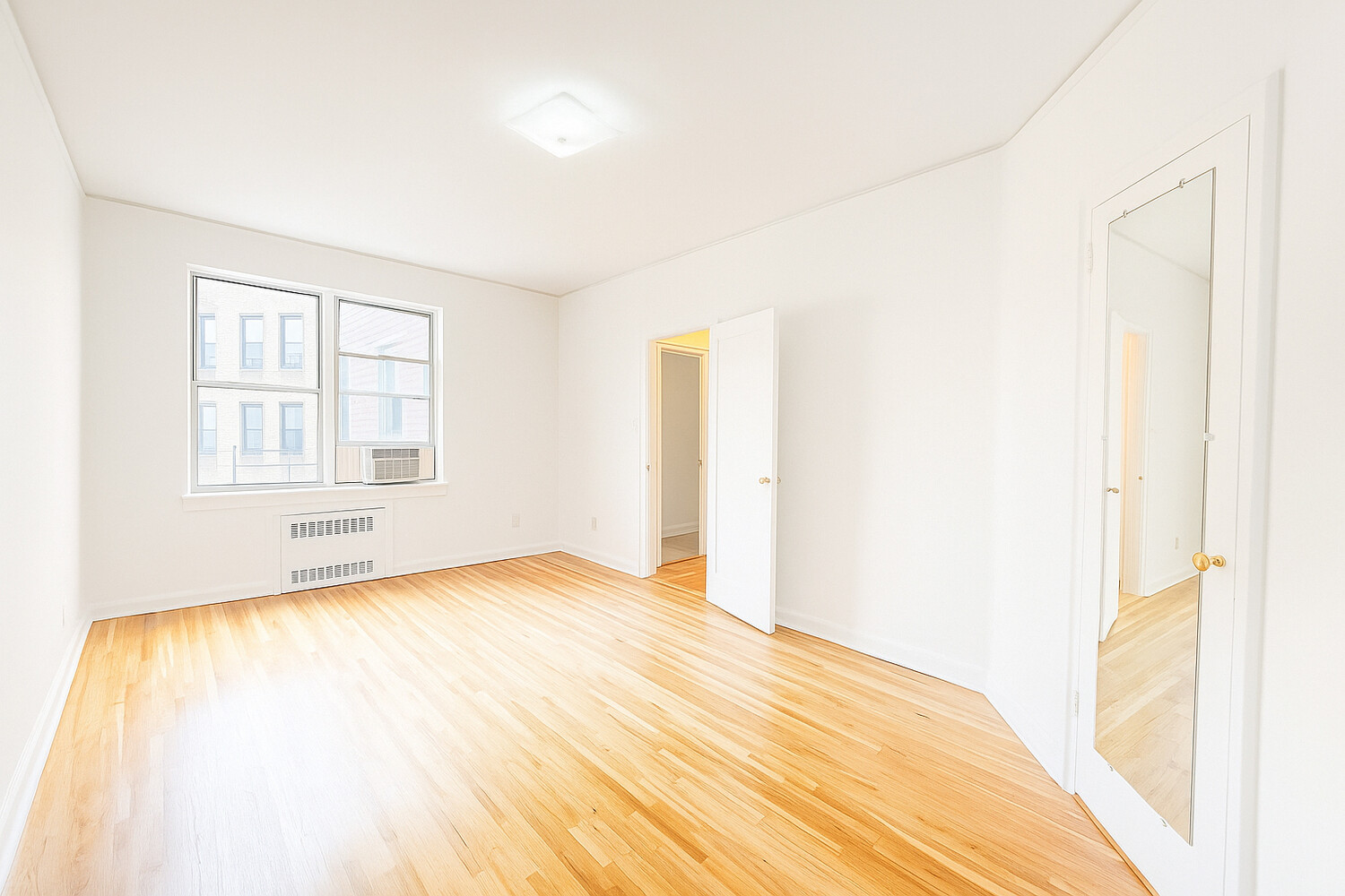 915 E 17TH Street 302