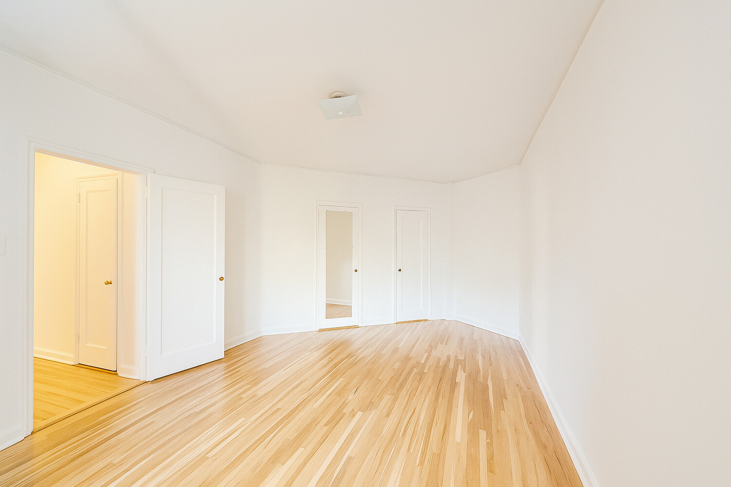 915 E 17TH Street 302