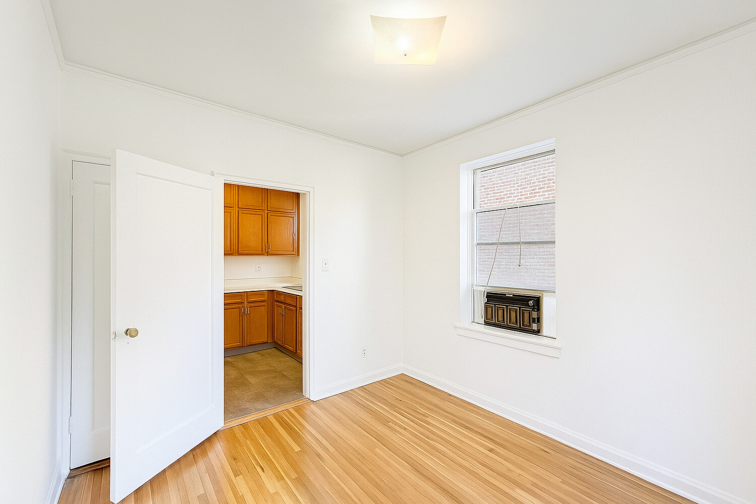 915 E 17TH Street 302