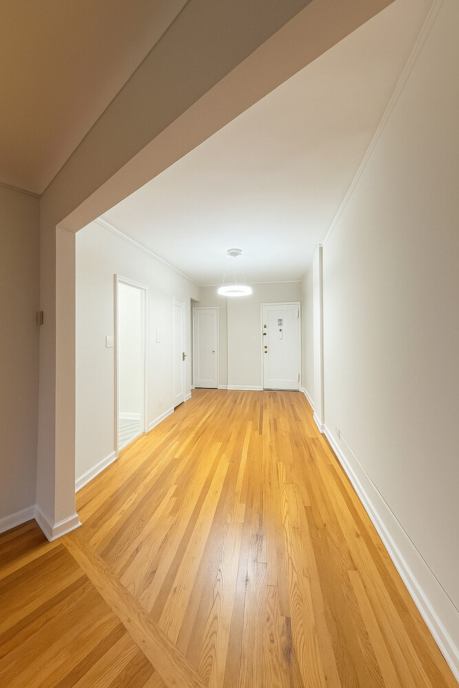 915 E 17TH Street 504