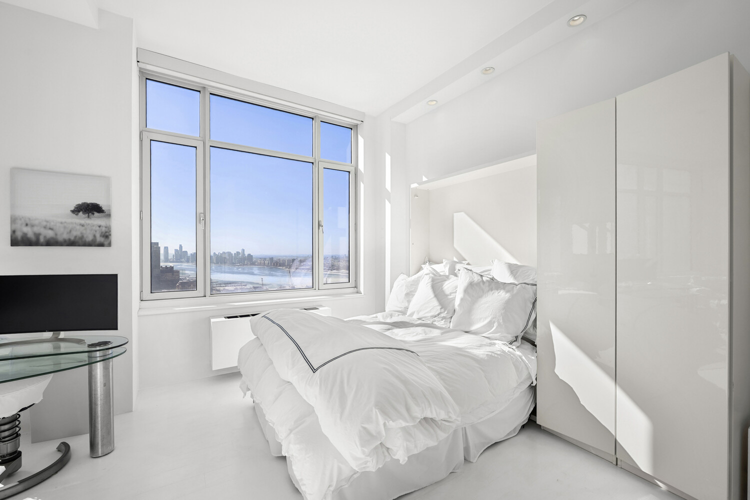 635 W 42ND Street 45G