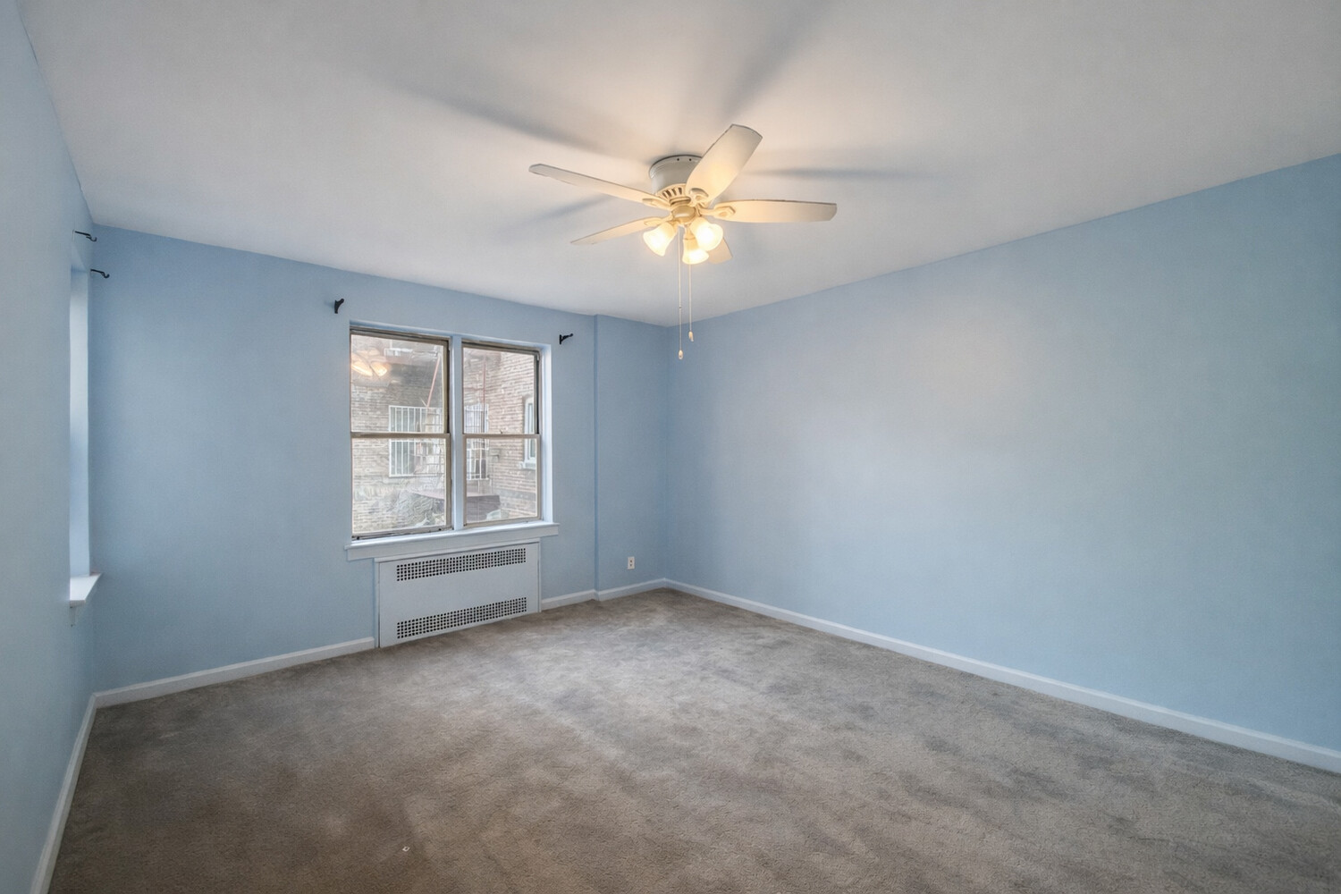 920 E 17TH Street 212