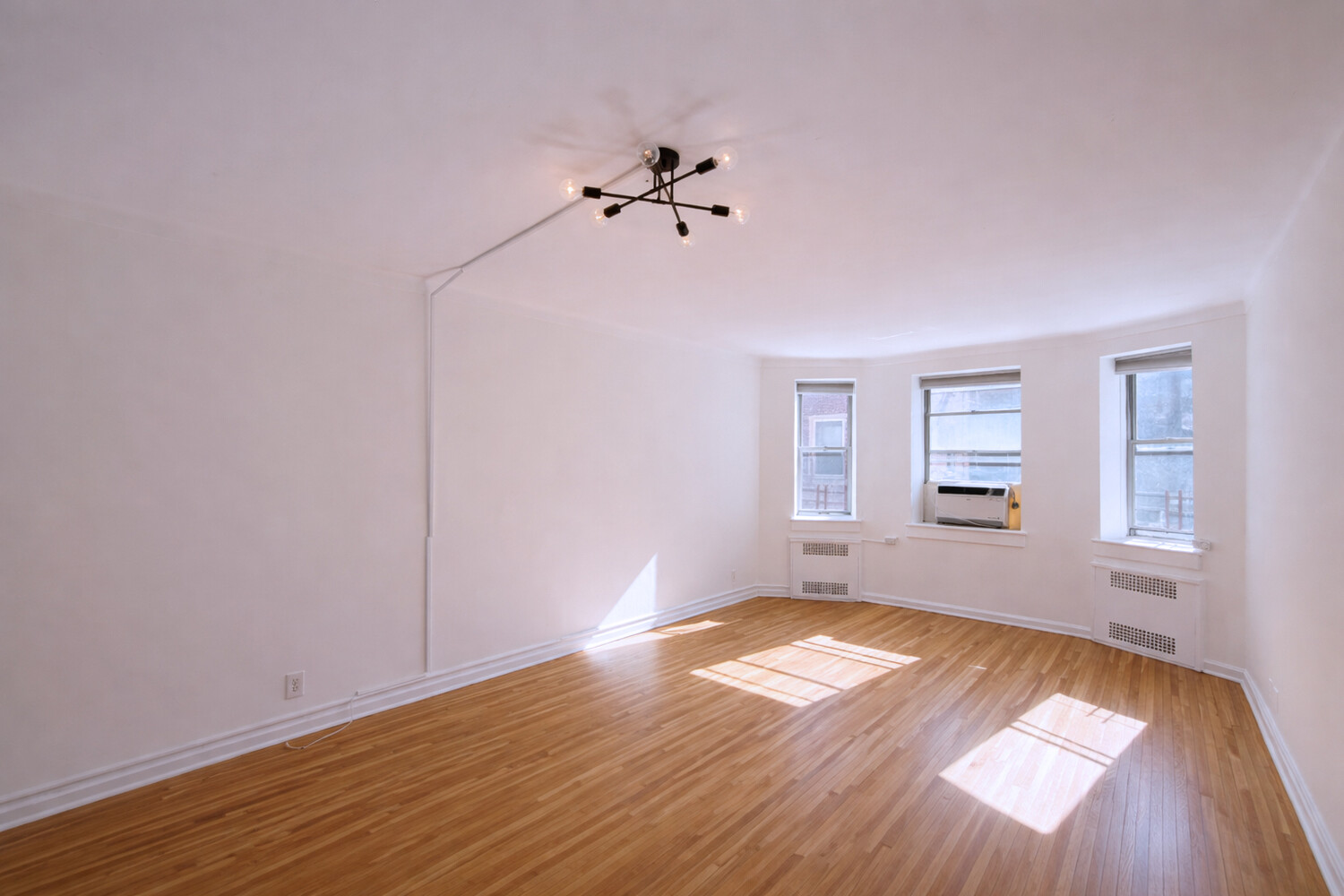 920 E 17TH Street 212