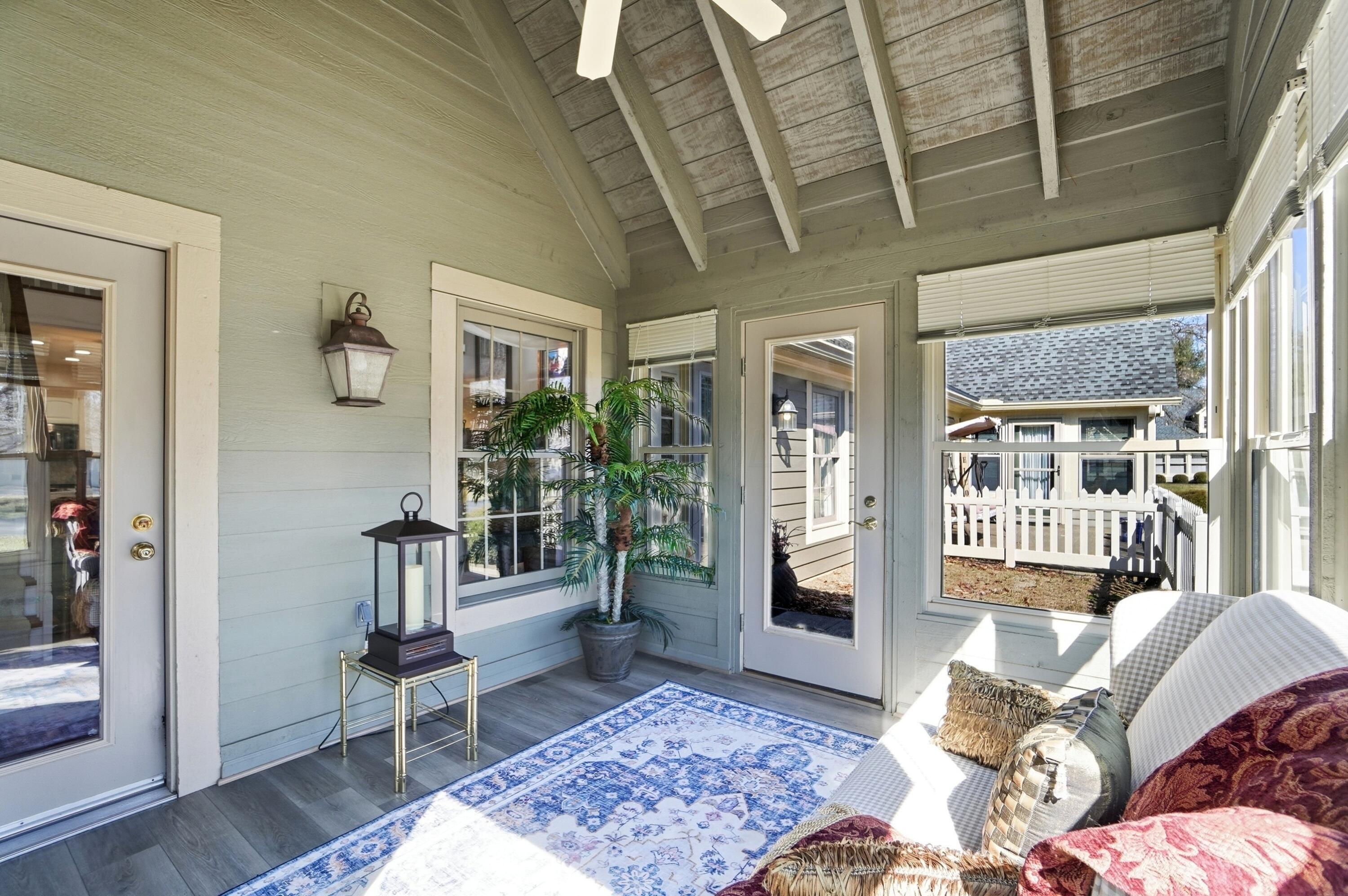 82 Stonington Circle