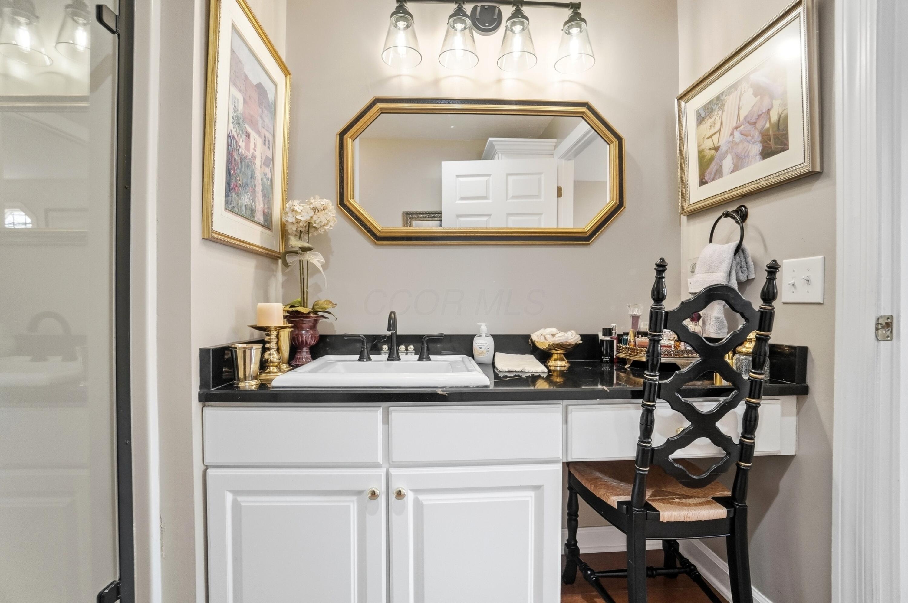 82 Stonington Circle