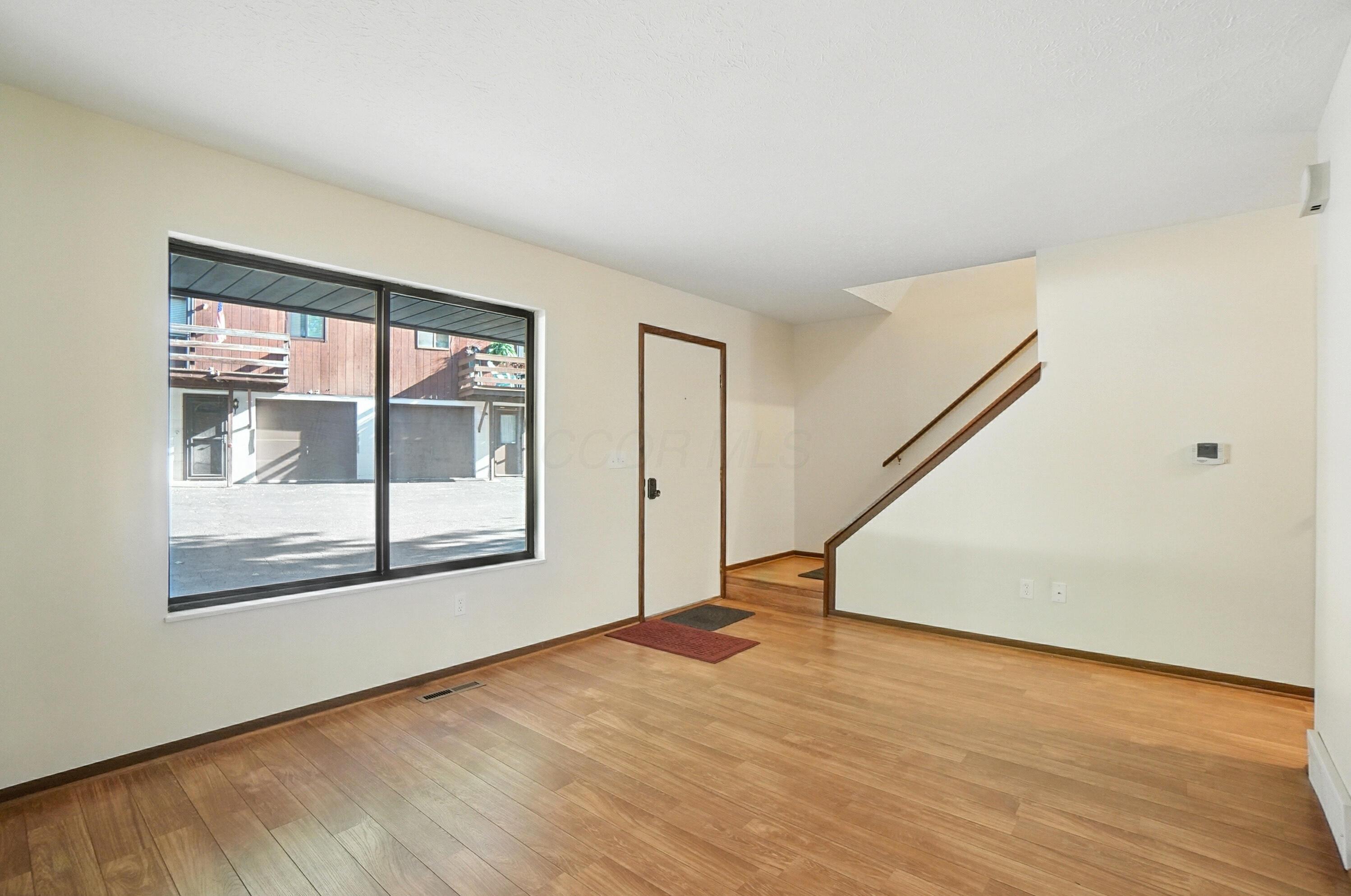 1442 Londondale, 1-1