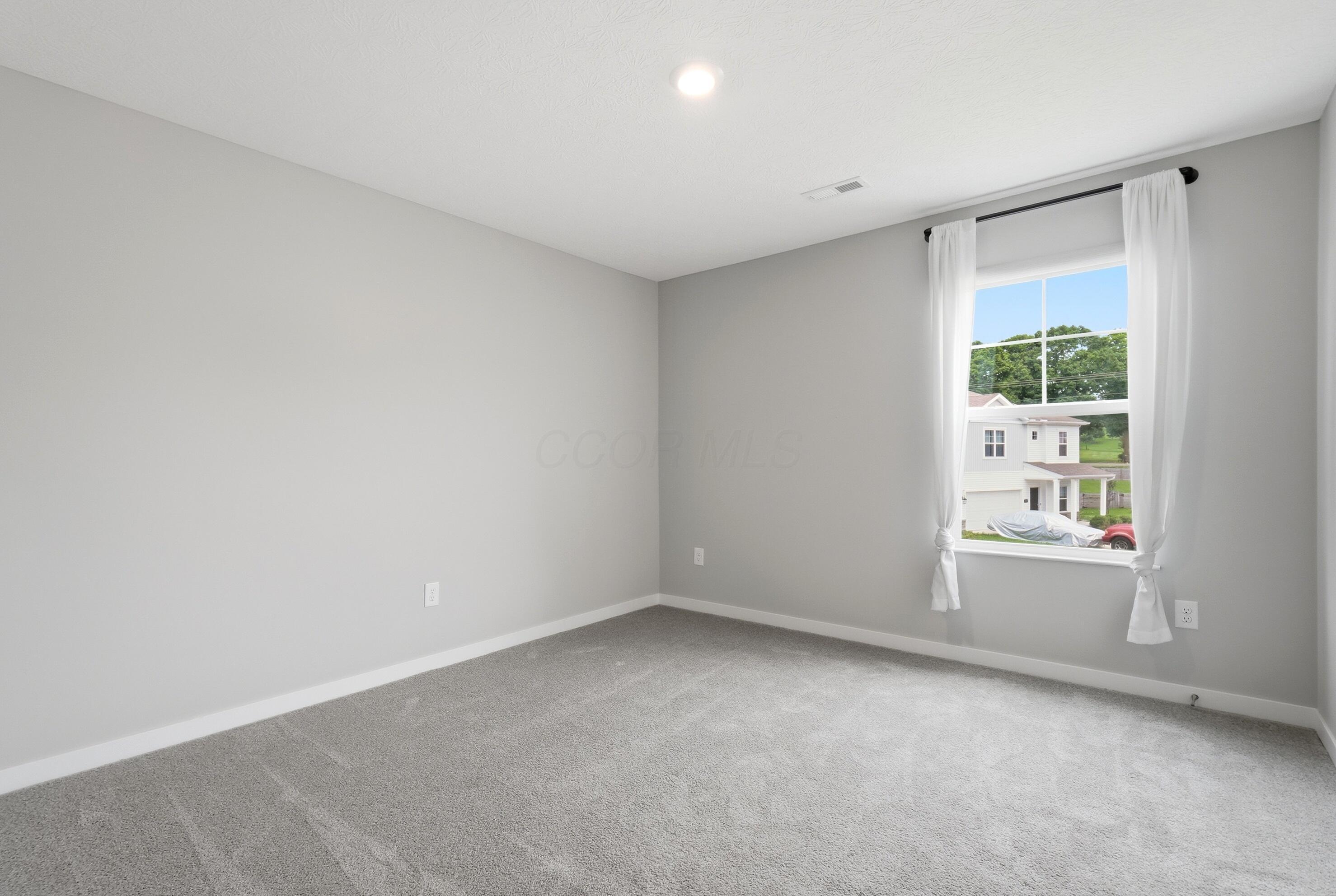 384 Kells Court E