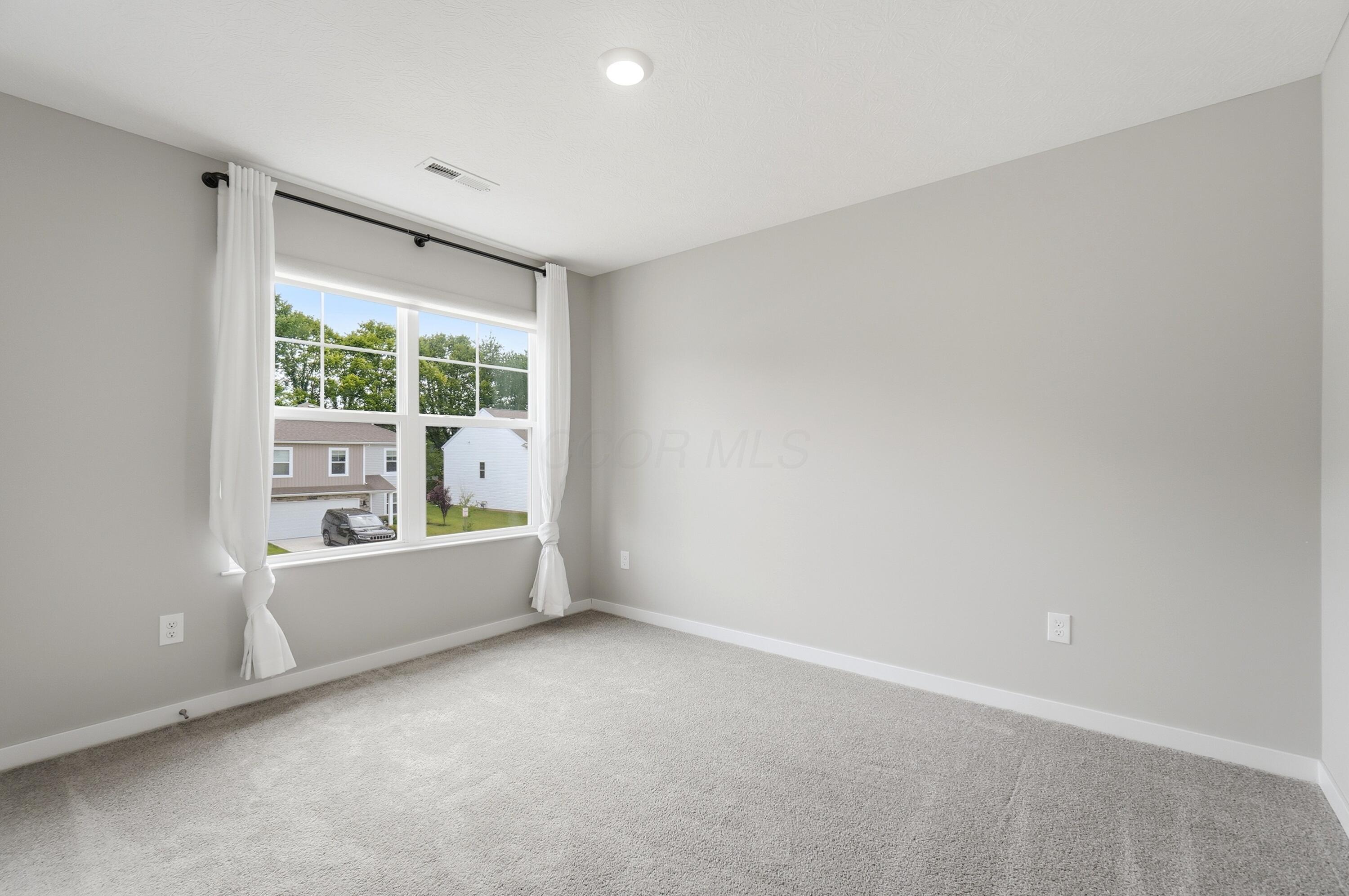 384 Kells Court E