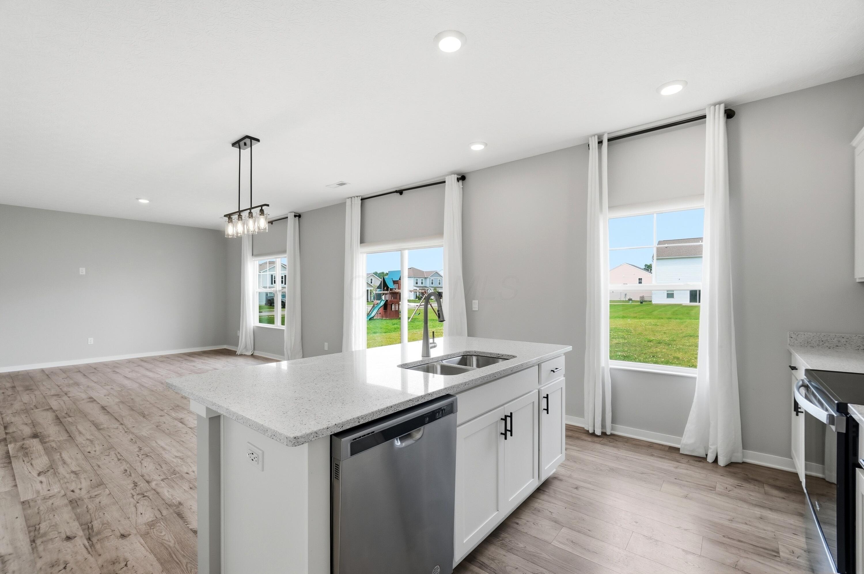 384 Kells Court E