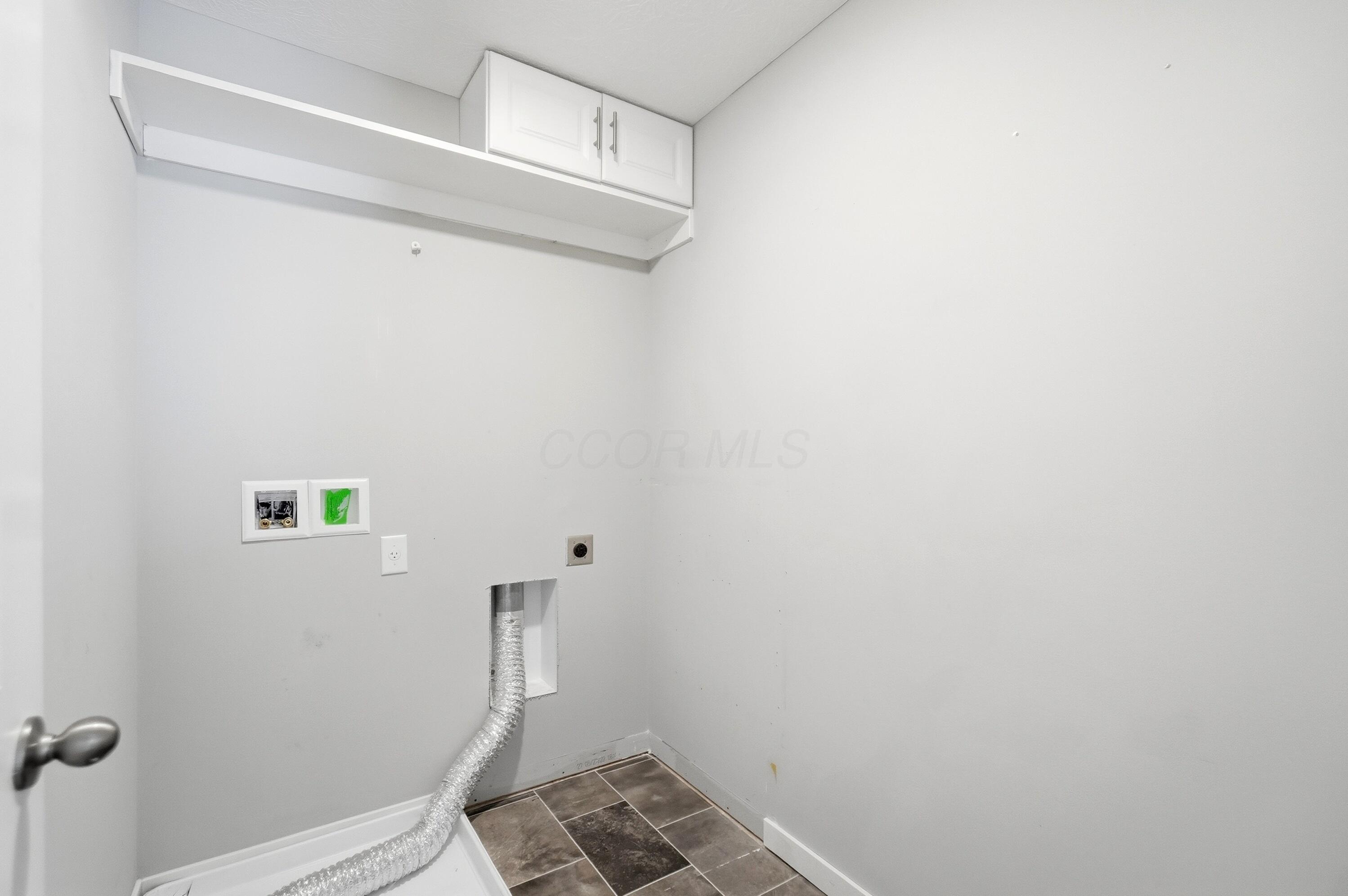 384 Kells Court E